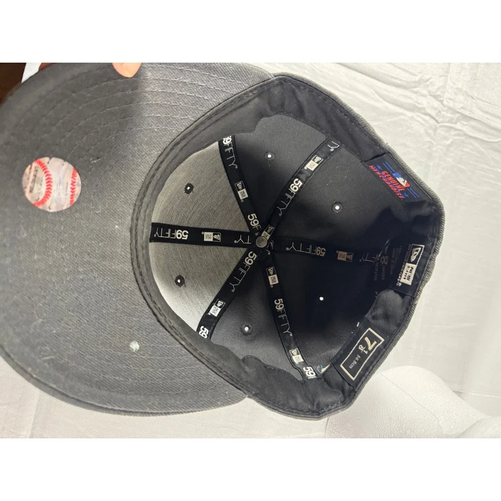 New Era 59FIFTY Toronto Blue Jays Hat Black Fitted 7 1/8 Count Up MLB Baseball